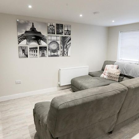 Townhouse In The Heart Of Poole With Beach Hut Apartment Ngoại thất bức ảnh
